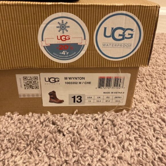 Ugg Wynton Brown Navy Leather Boots (Nearly NEW) - Picture 4 of 10